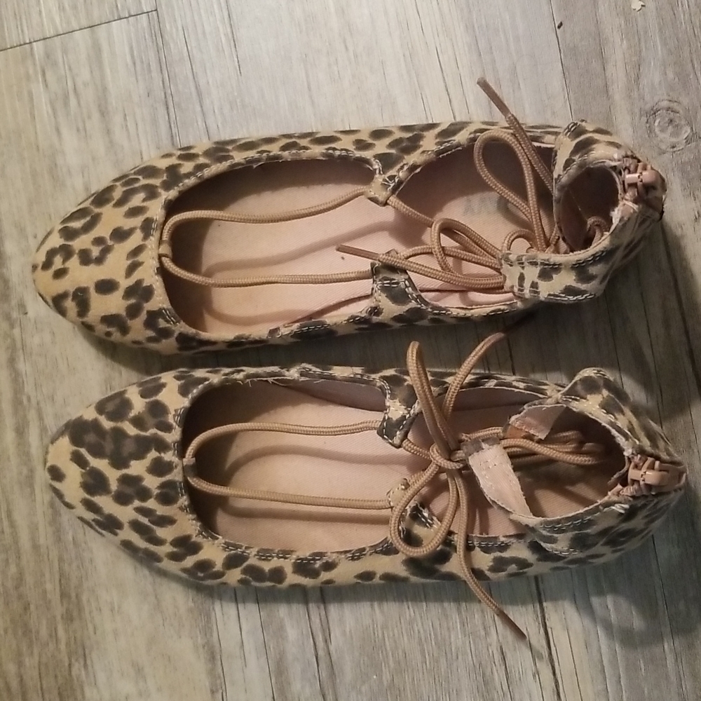 Shoes - Picture 2 of 2